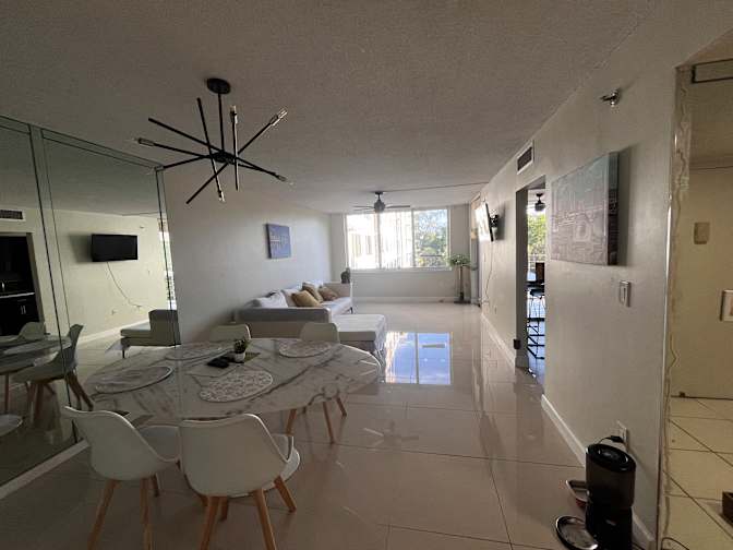 luis villalta's room