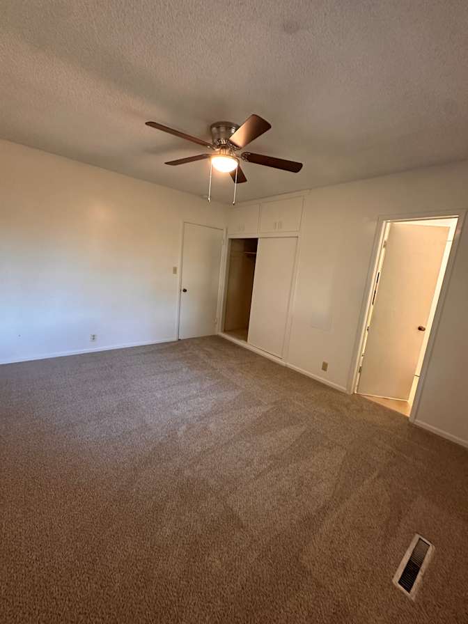Rueben Samz's room