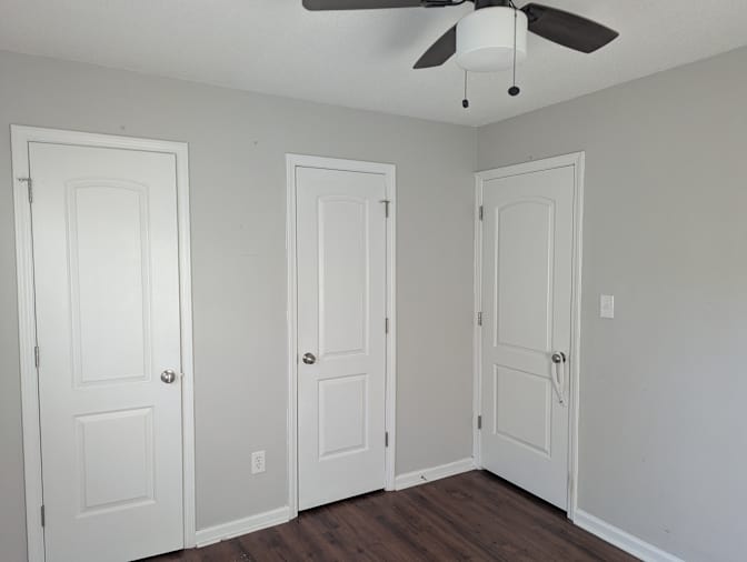 Greg's room