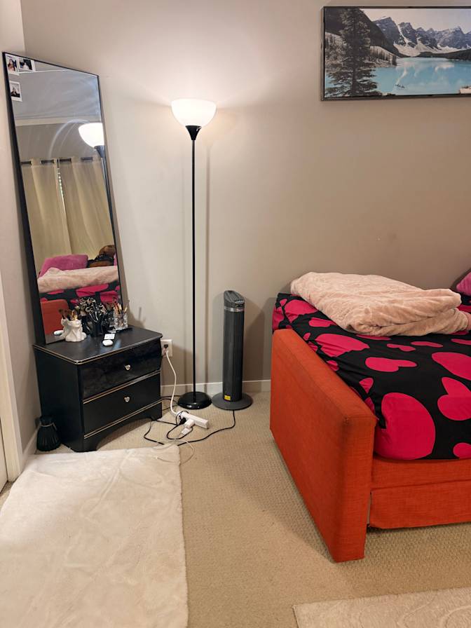 Oyedele's room