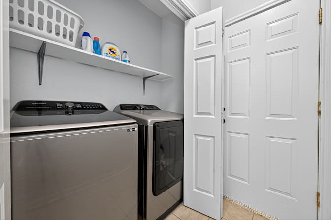 Wilson Realty & Investment Group's room