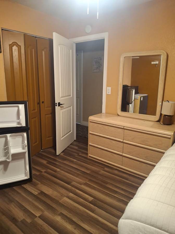 Gloria Gonzales's room
