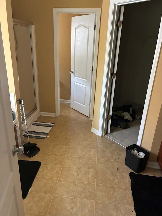Lawrence Roman's room