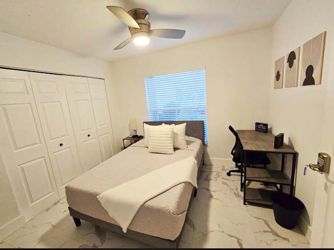 Darlene's room