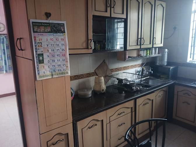 MAKARAND's room