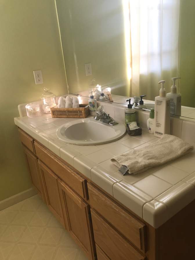 alaura's room