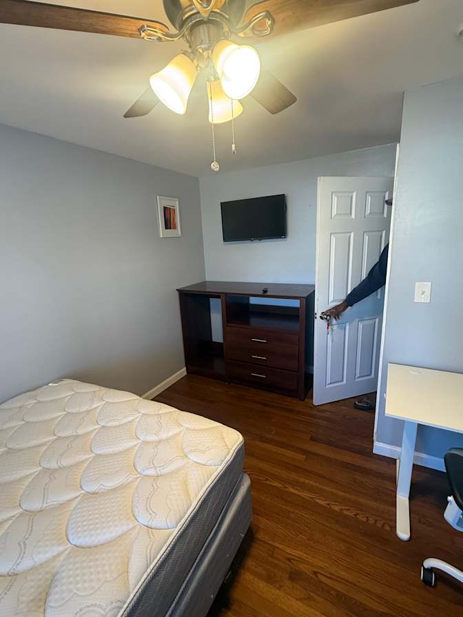 Howard's room