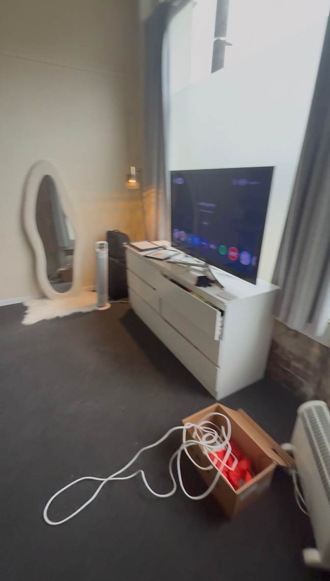 Donae's room