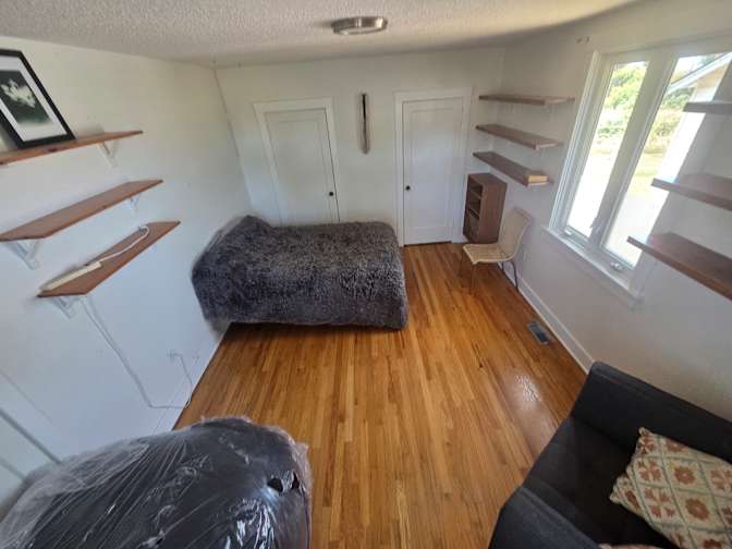 Jon's room