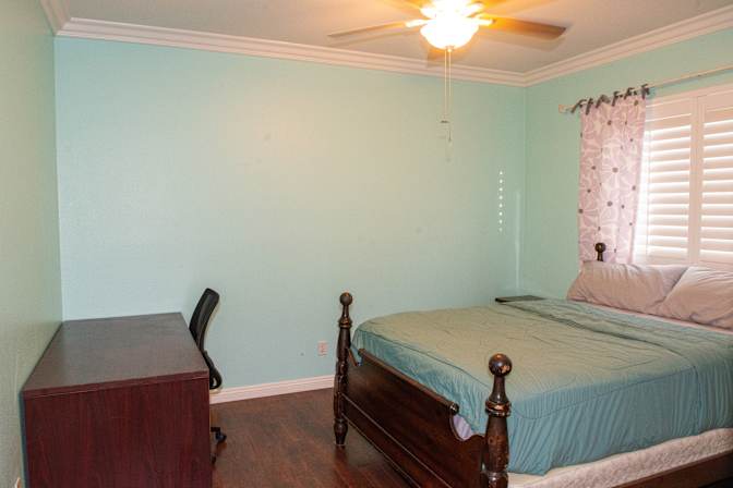 August's room
