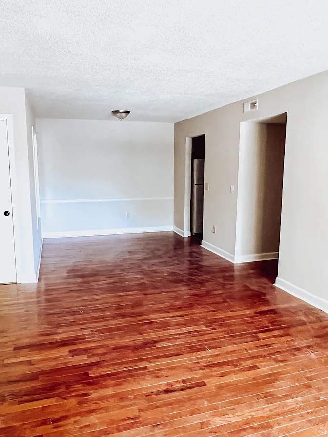 Alcove Rooms's room