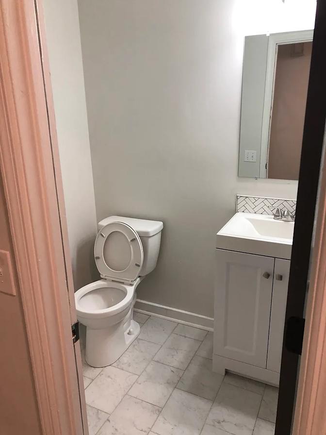 Alcove Rooms's room