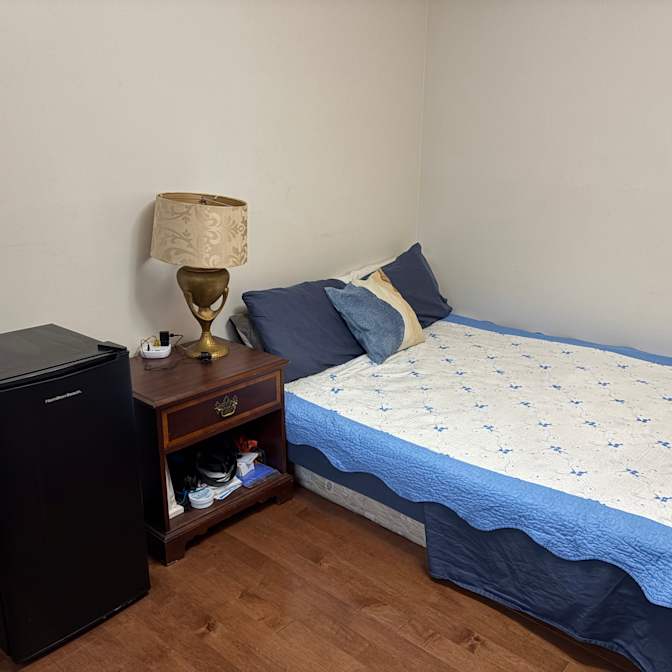 Yanyth Torrs's room