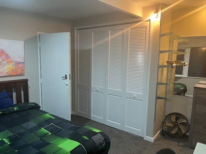 Leonard Waldron's room