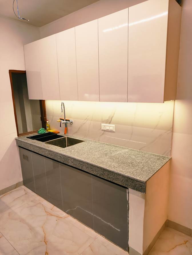 Vineet Kumar's room