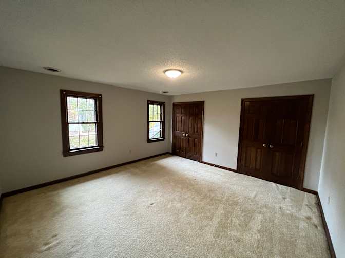 Alcove Rooms's room