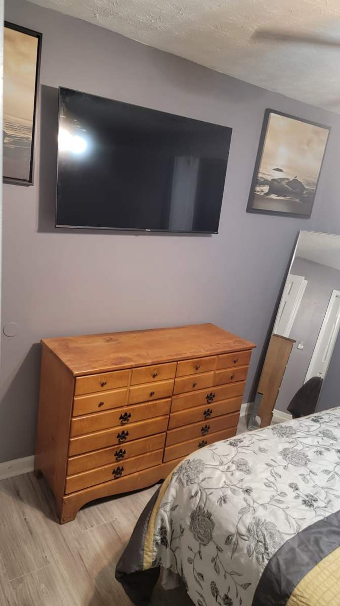 Eslyn's room
