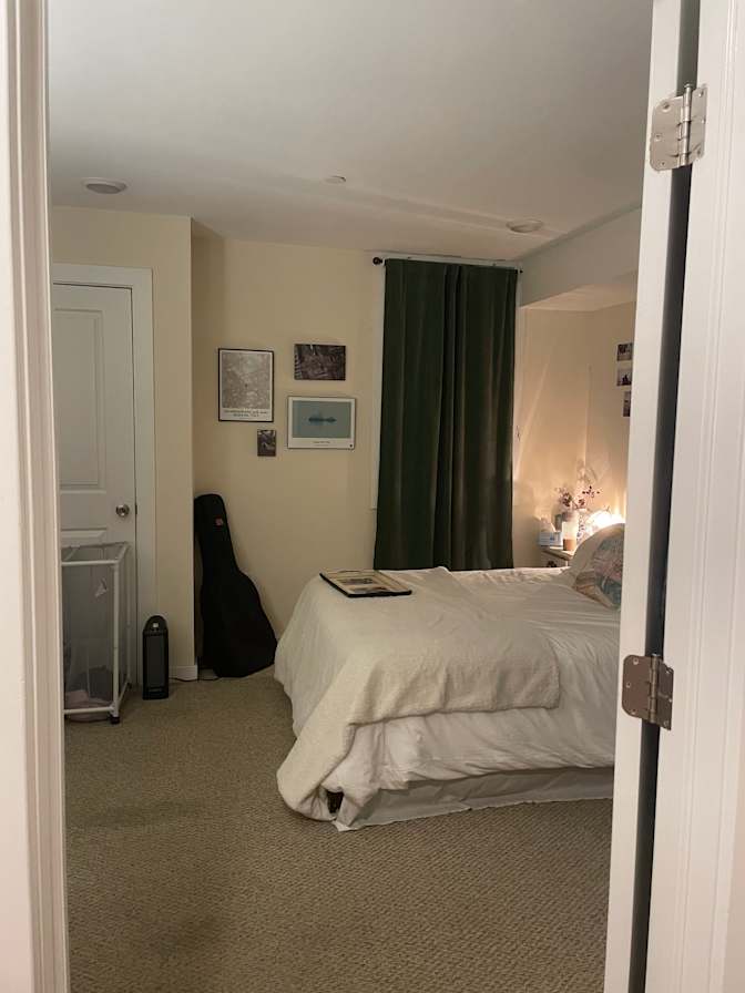 Jennifer's room