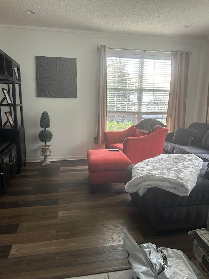 Caroline's room