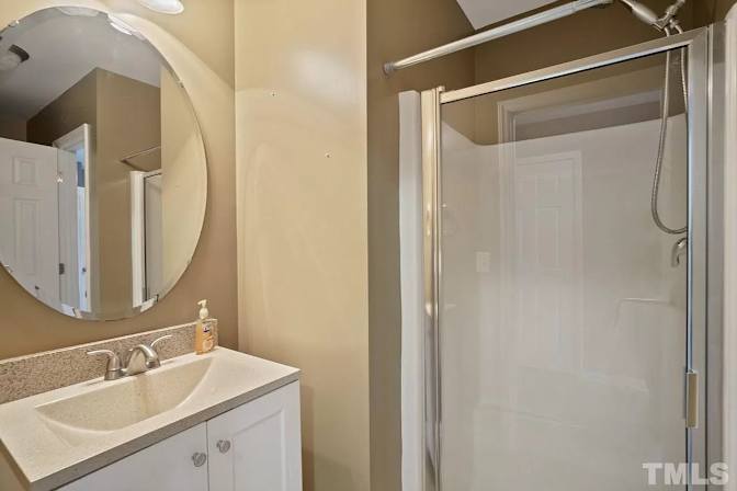 Alcove Rooms's room