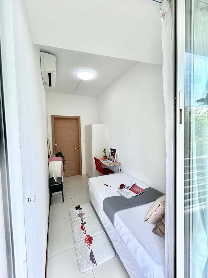 VVA EI's room