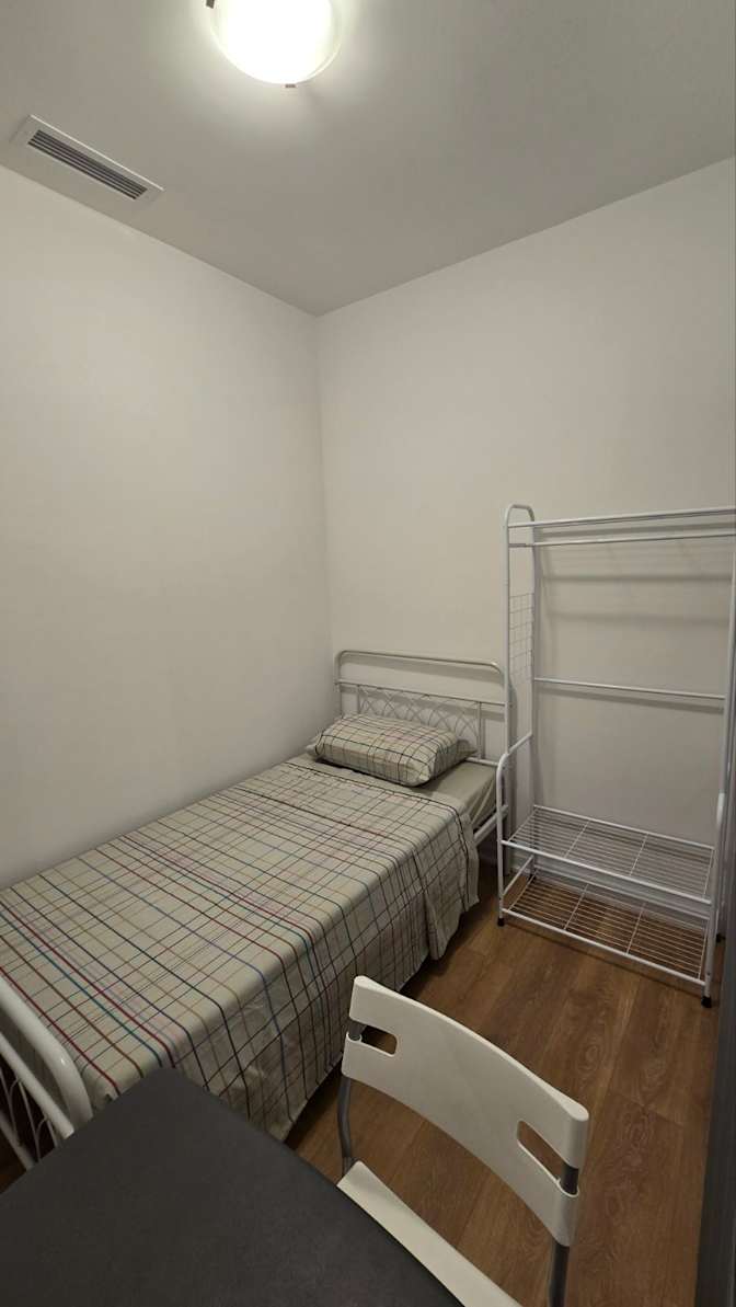 Jovi's room