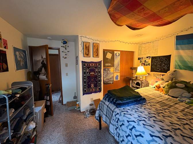 Lucas's room