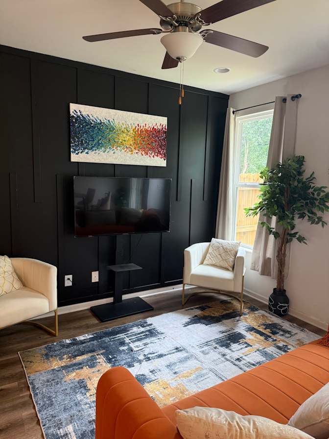Alcove Rooms's room