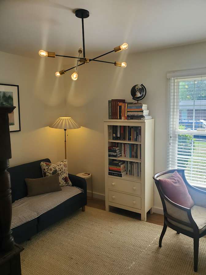 Tom Paris's room