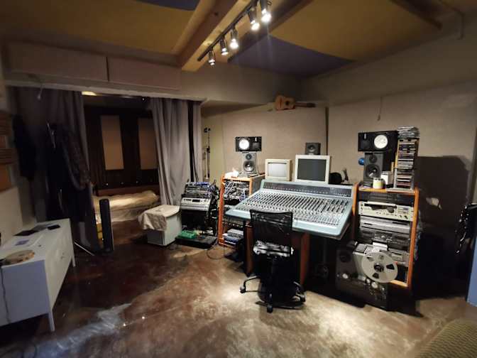 Gary's room