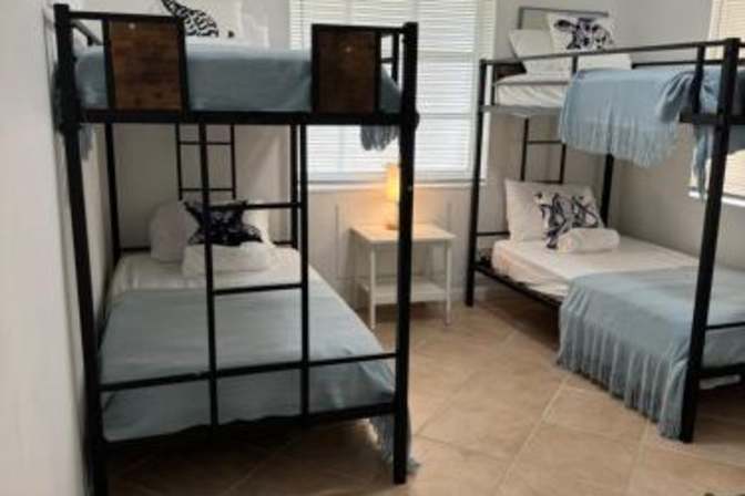 Lynn's room