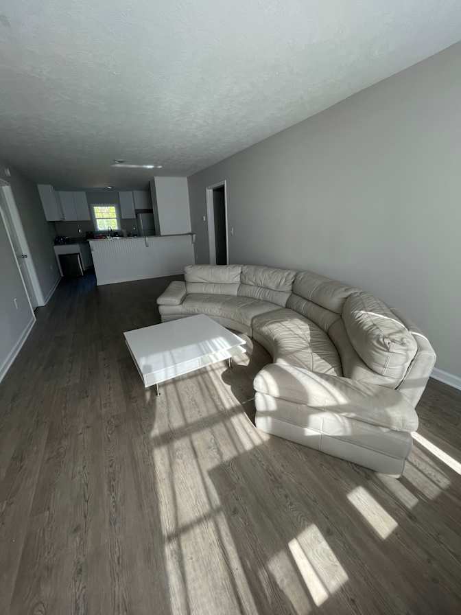 Tee's room