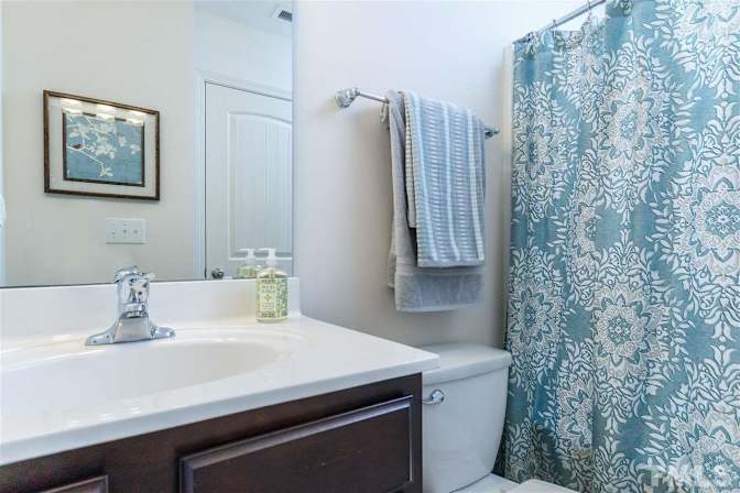 Alcove Rooms's room