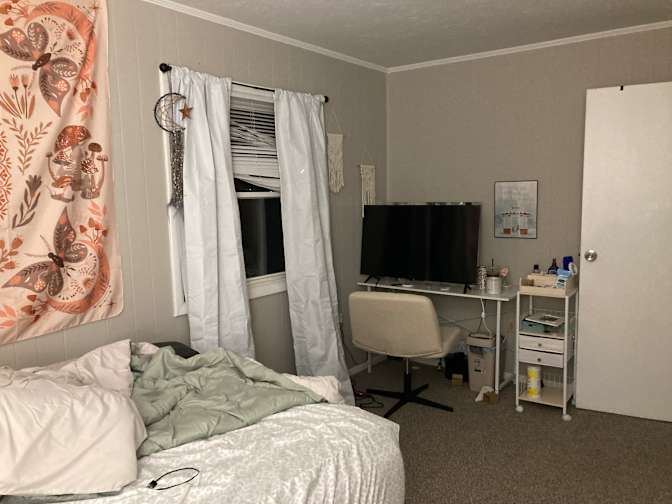 Sim's room