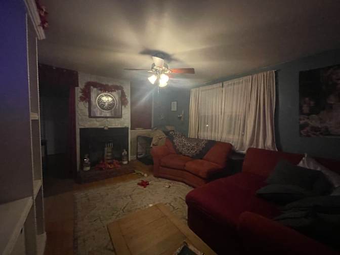 Liz B's room