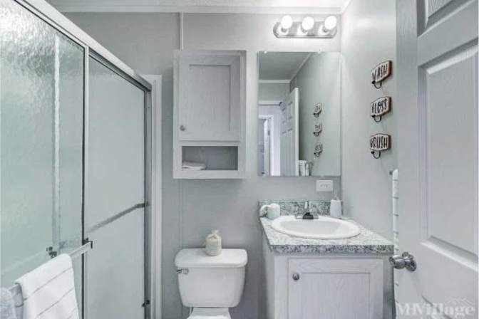 Gale's room