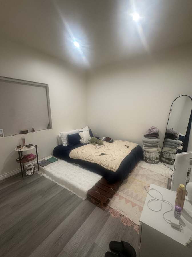 Giselle's room