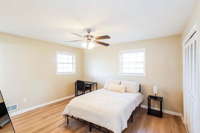 PadSplit's room