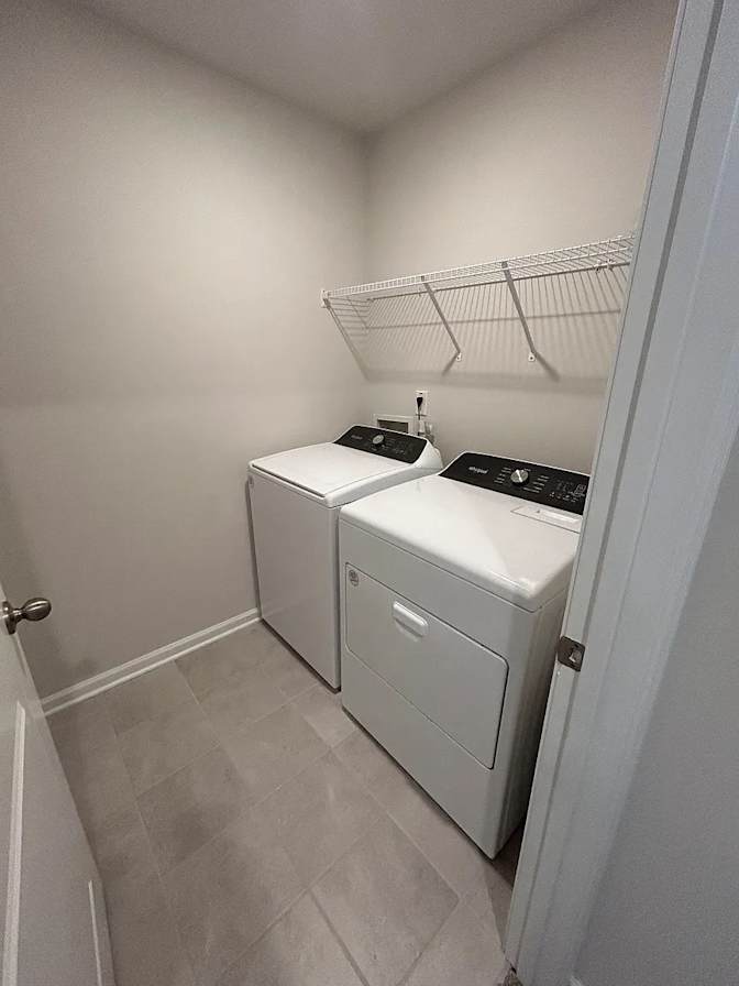 Alcove Rooms's room