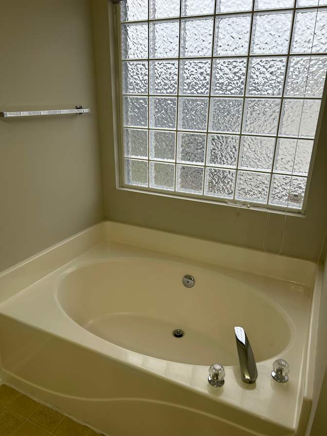 Alcove Rooms's room