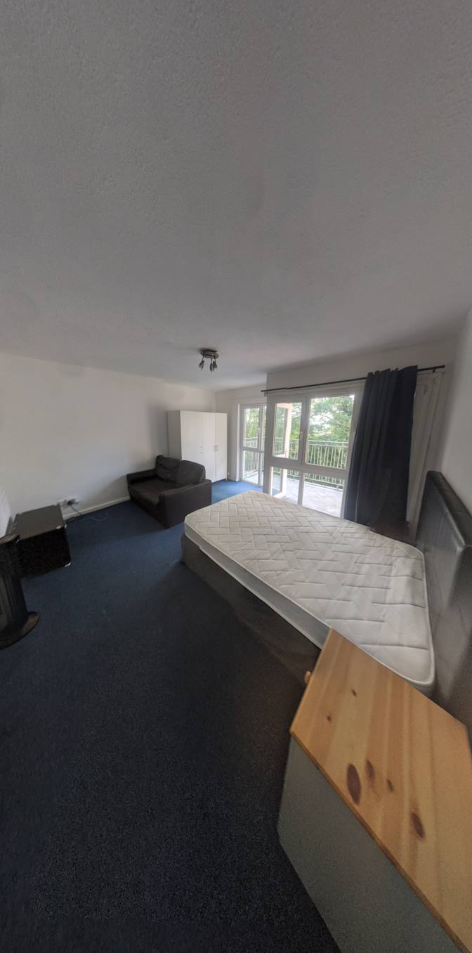 Zalan Rovid's room
