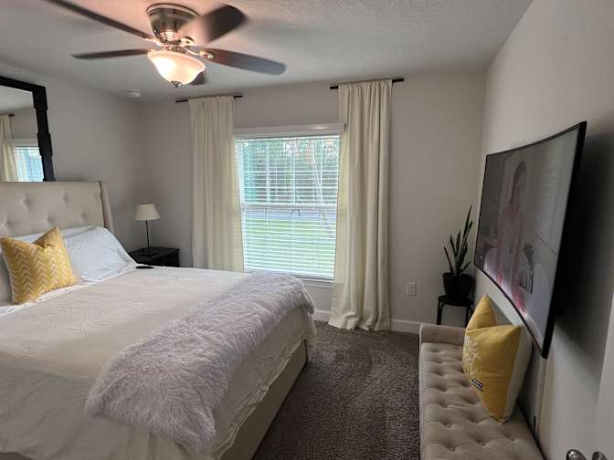 Dwayne Dyer's room