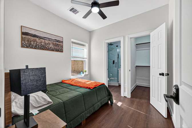 PadSplit's room