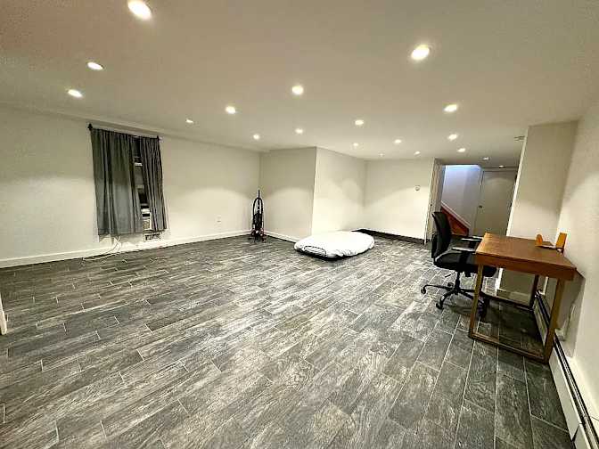 WESLEY WALKER's room