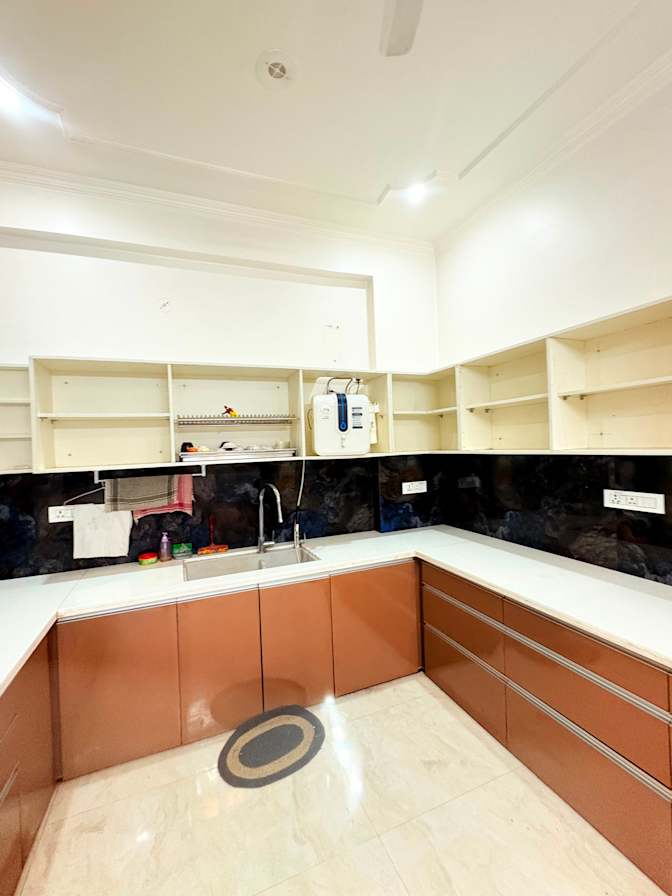 Somil's room