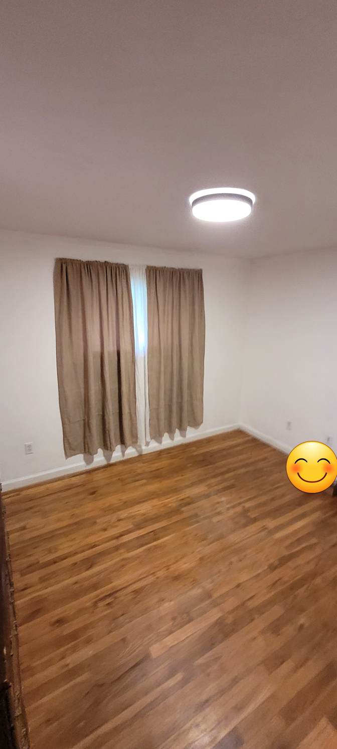 T's room