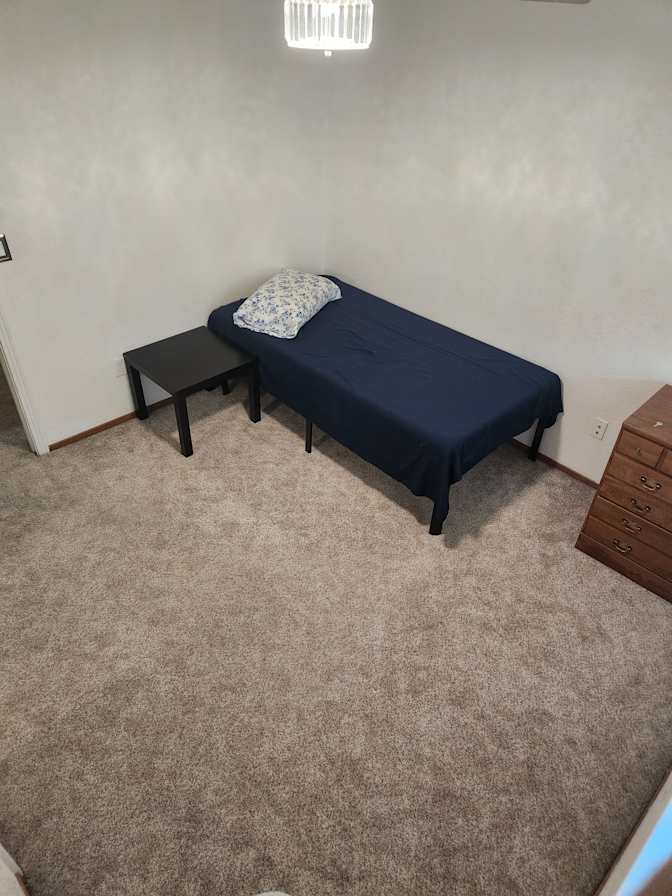 Duong's room