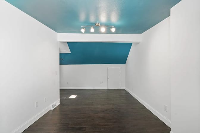 James Bettencourt's room