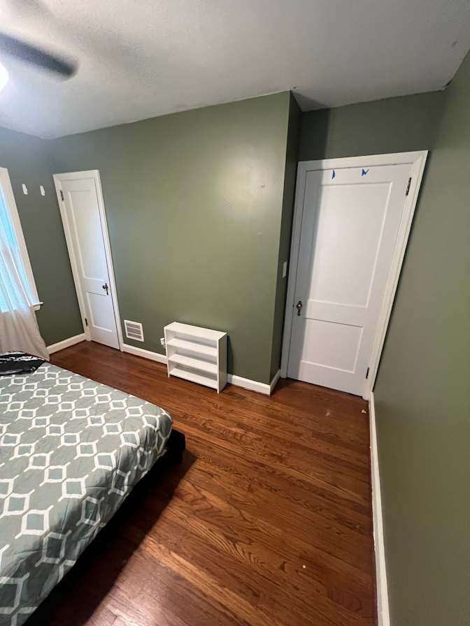 Steven's room