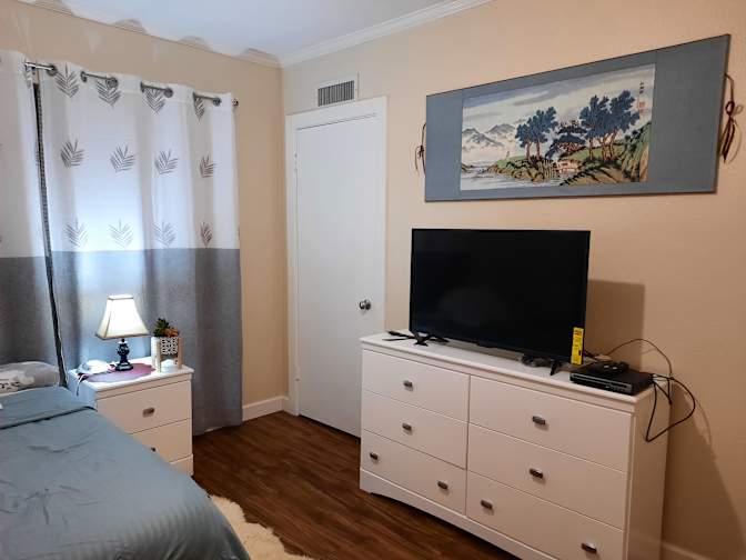 YUNFEI's room
